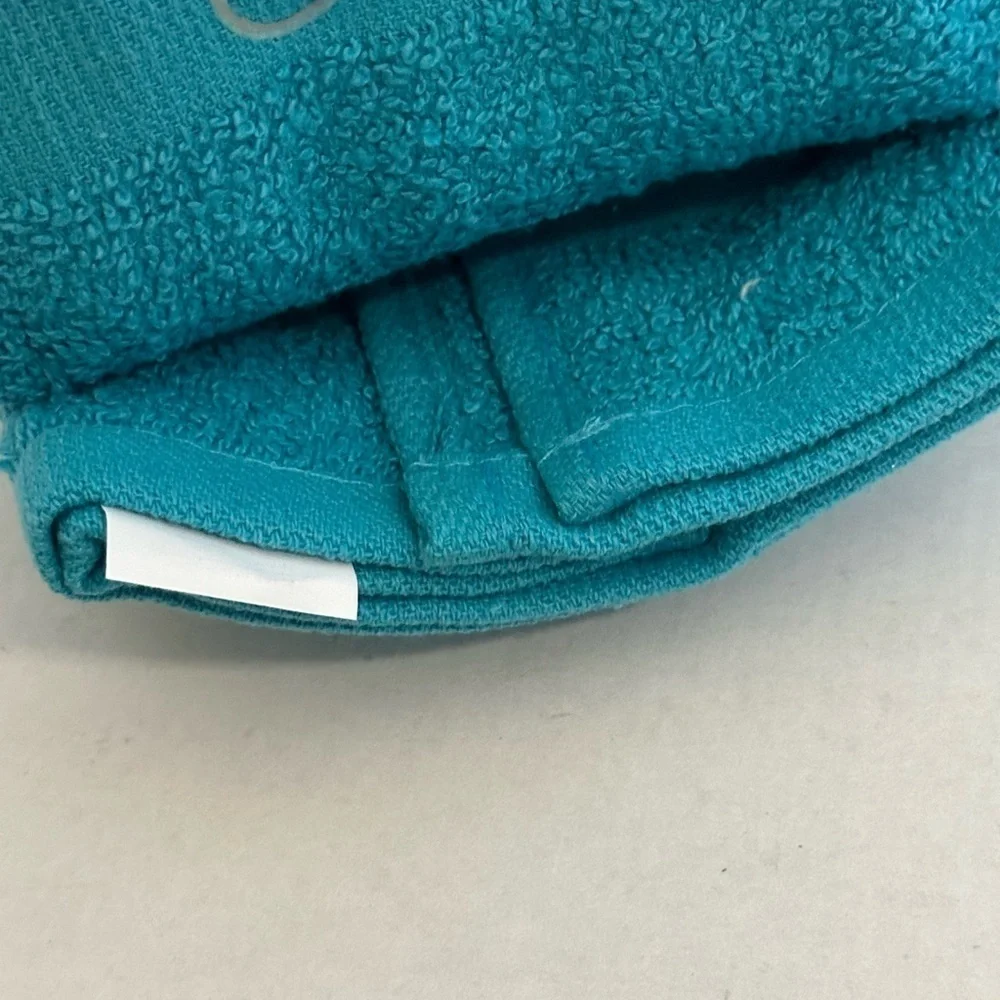 Pet Dog 2 pack hand Towel and Wash cloth- Teal NWT